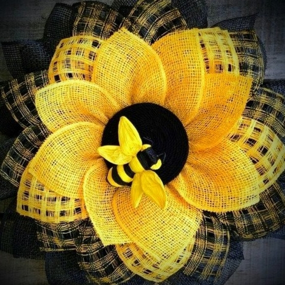 COPY - Large 20" sunflower wreath - Picture 1 of 3